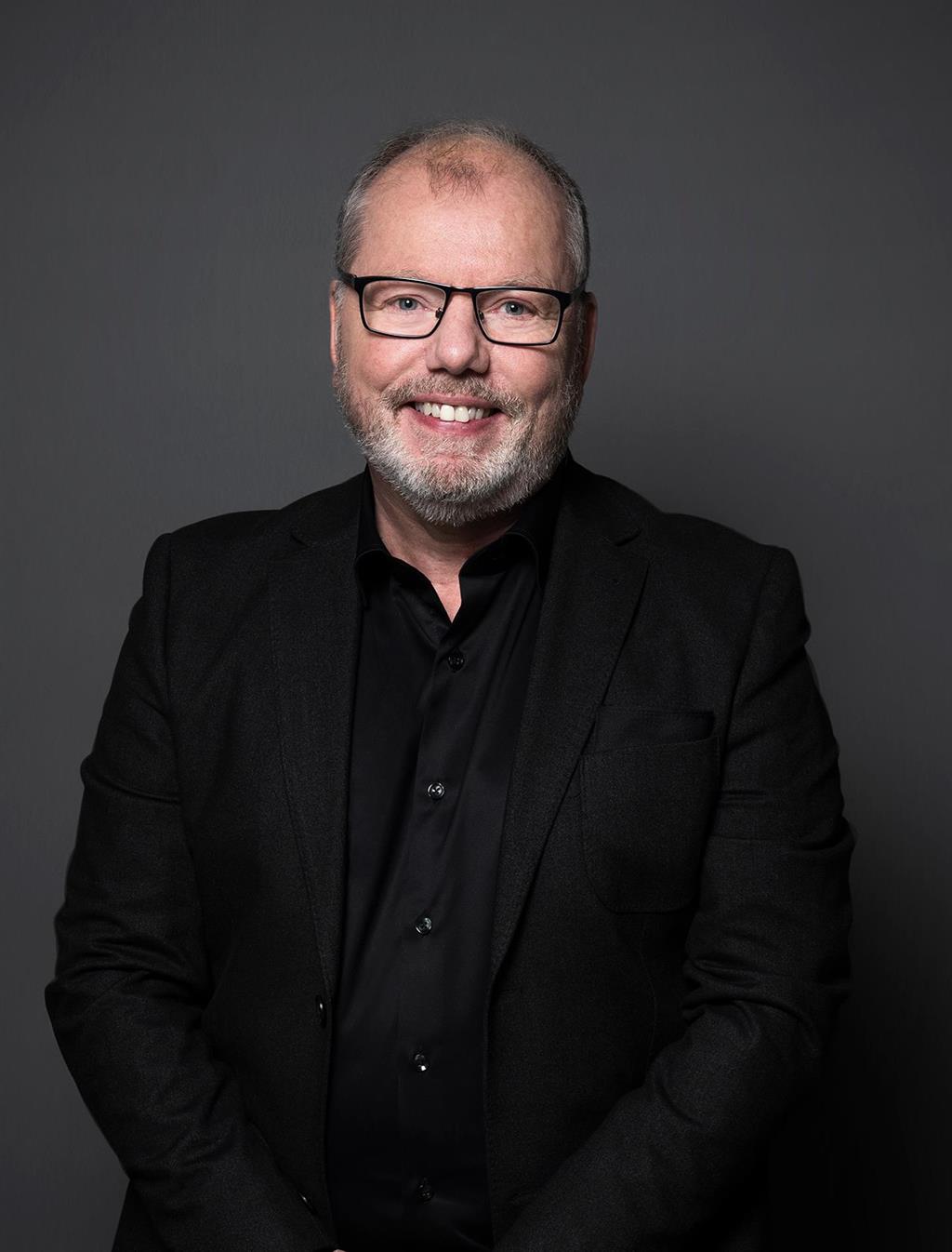 Lars-Erik Sparrebäck, Mäklare Svensk Fastighetsförmedling