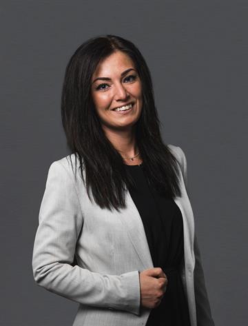 Therese Edman Johansson, Mäklare Svensk Fastighetsförmedling