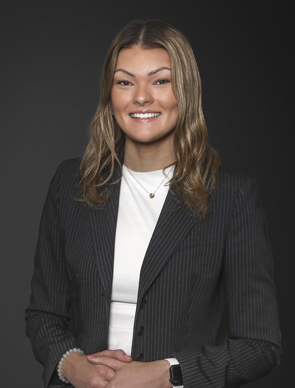 Emma Kågström, Mäklare Svensk Fastighetsförmedling