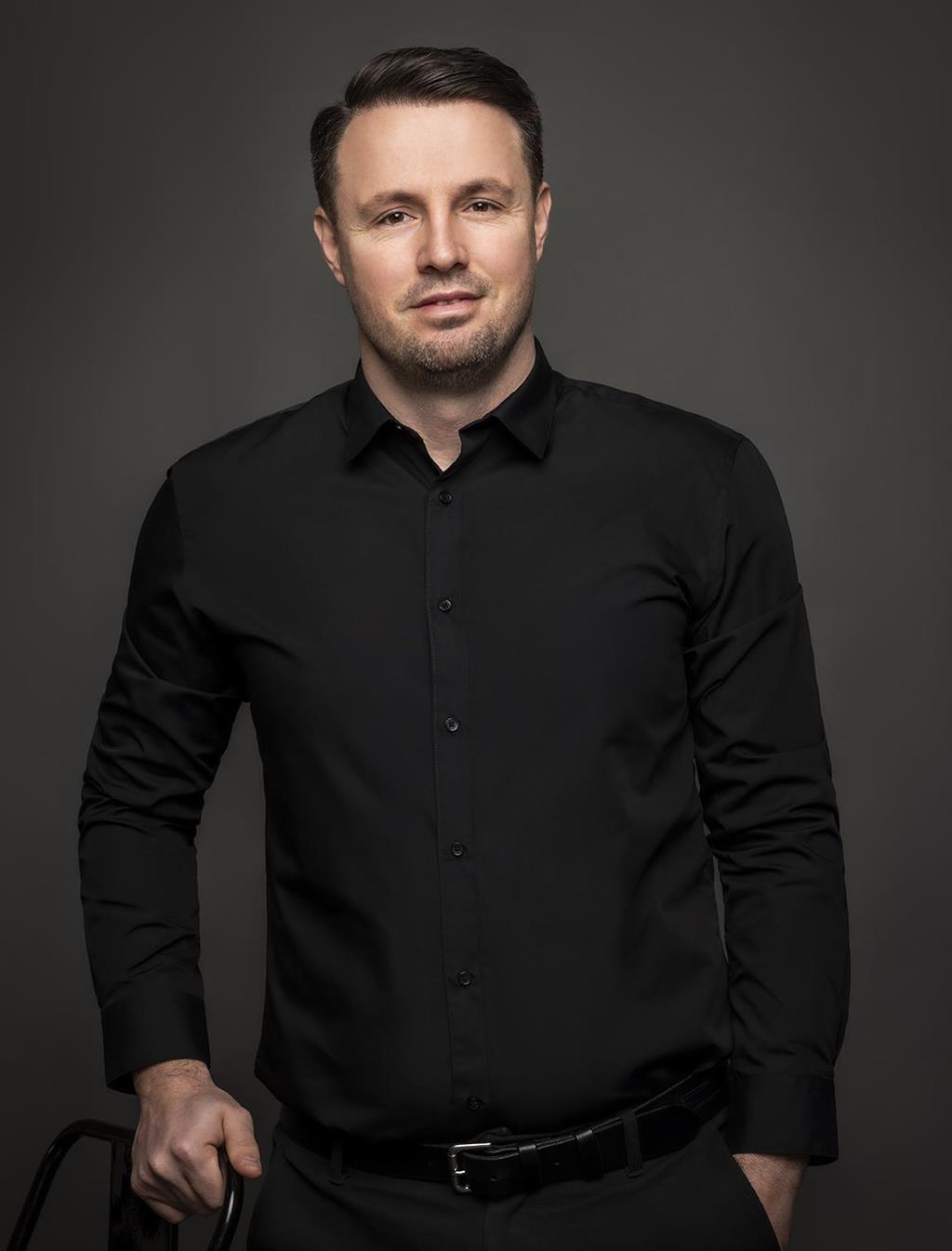 Shkodran Ramadani, Mäklare Svensk Fastighetsförmedling