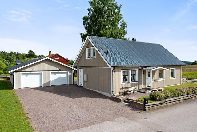 Fasad, framsida