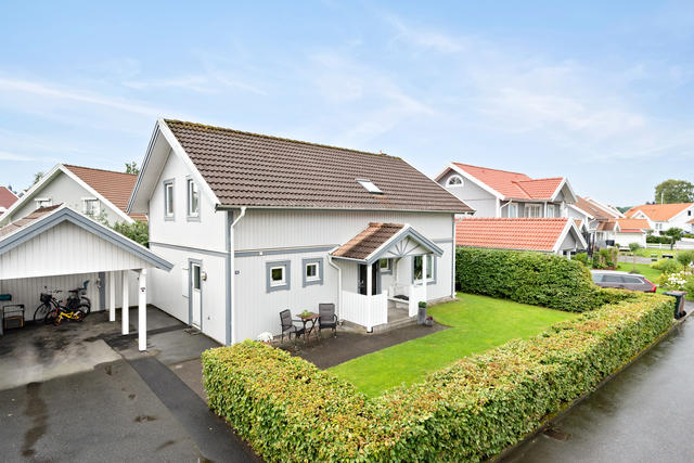 Välskött villa på Tröskvägen 16