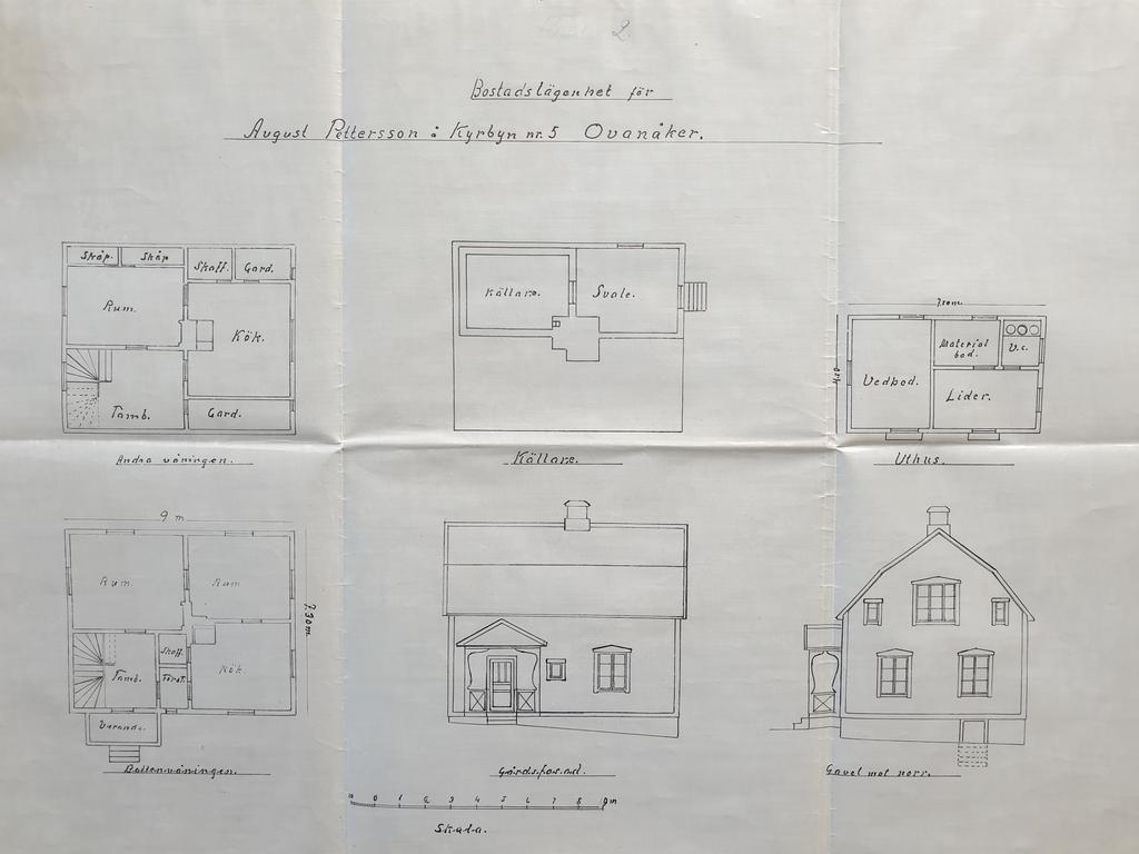 Originalritningar över hus och uthus från den 27 april år 1928. Signerade J Gudmundh. Observera att huset ej har denna planlösning idag!