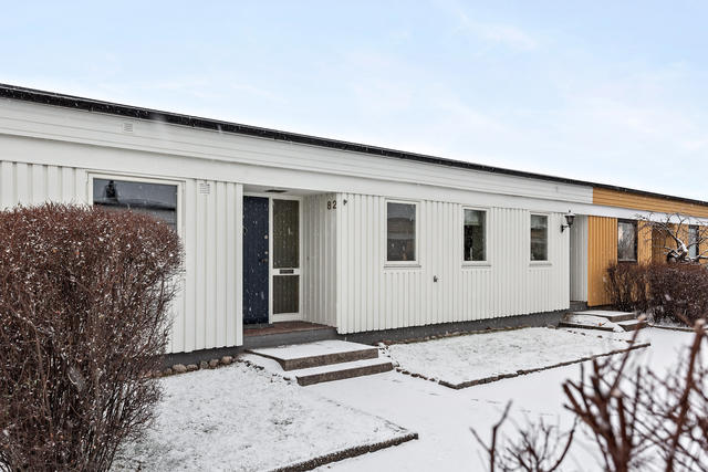 Välkommen till fina radhuset på Västes gata 82.
