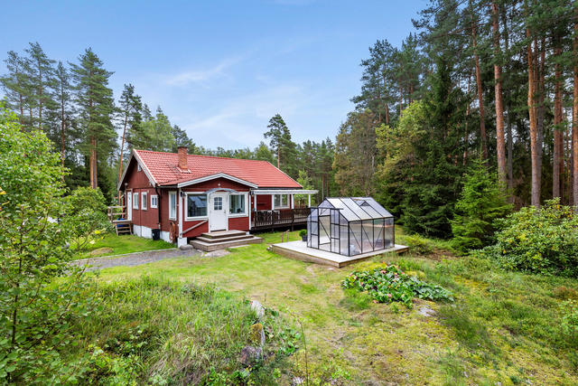 Välkommen till Ljusterövägen 131