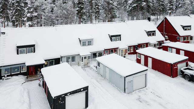 Fasadbild (Bärstigen 3 är det ljusgrå huset)