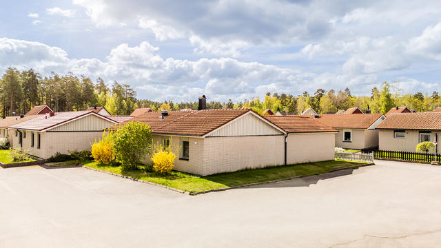 Bekvämt boende där det bara är att flytta in och med enkla medel sätta sin prägel