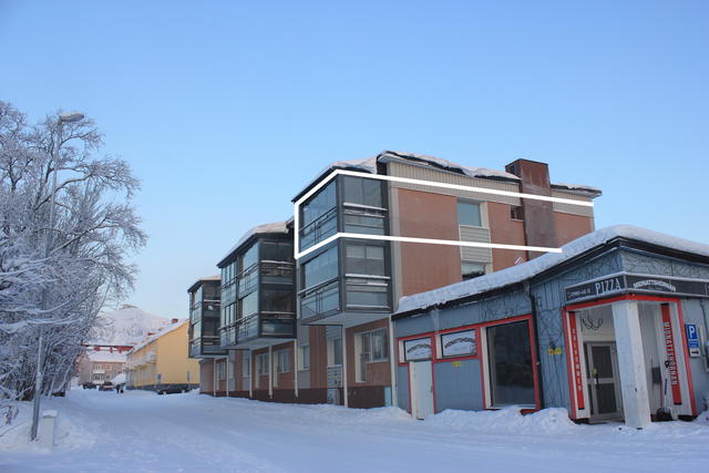 Föraregatan 40A med nya, inglasade balkonger. Lägenheten är markerad