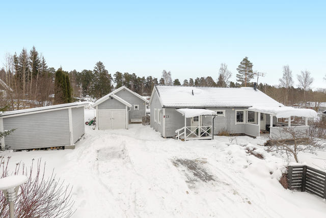 Välkommen till Lövsångarvägen 13