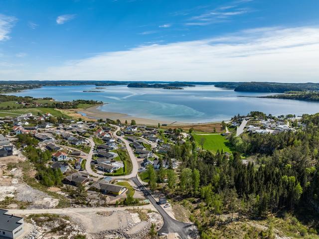 Attraktiva Lanesund - se pil vart tomterna ligger belägna