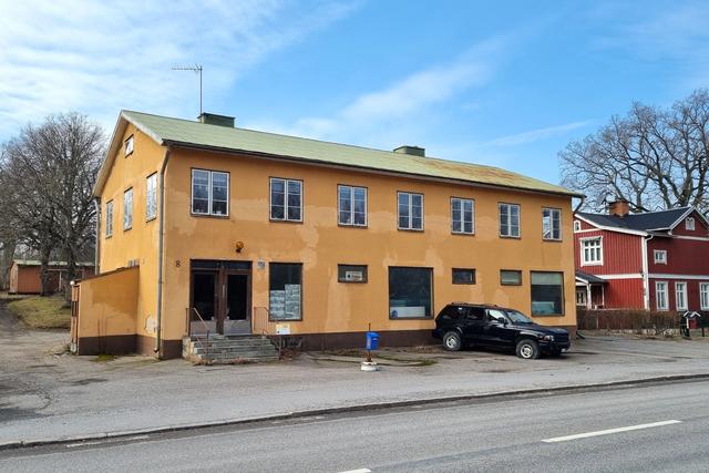 Landsvägsgatan 8