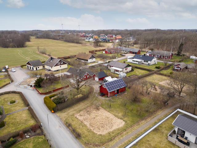 Drönarvy över fastigheten