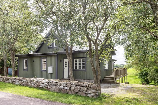 Varmt välkommen till Persnäs bygata 32!