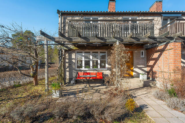 Varmt välkommen till Däldvägen 28 i Mölna