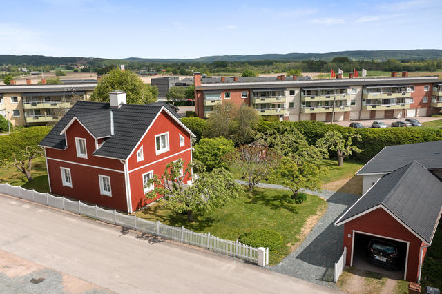 Vy över fastigheten