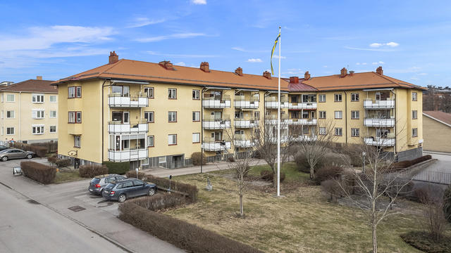 Välkommen till Scheelegatan 6B i Köping!