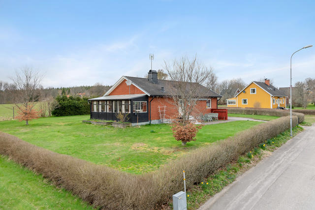 Välskött fastighet med fri baksida