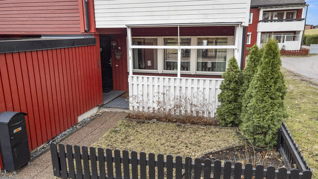 Välkommen till Hällbacksvägen 64!