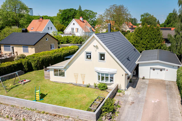 Välkommen till Rosenvägen 8!