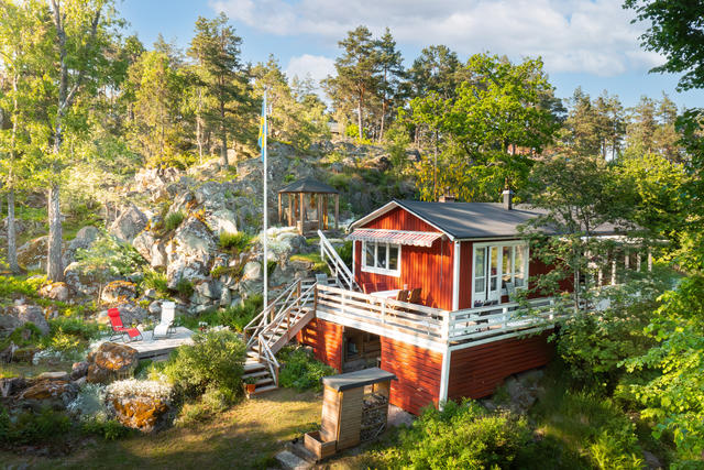 Välkommen till Törnsångarvägen 12!
