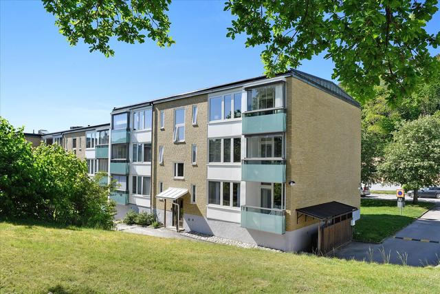 Östanvindsvägen 9A - trivsamt och lugt läge