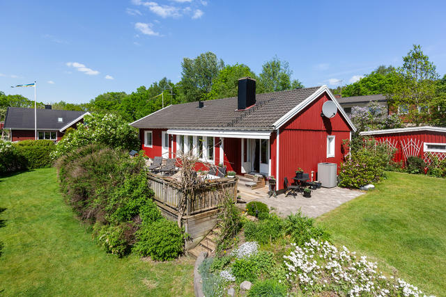 Stor härlig trädgård