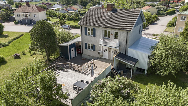 Charmigt hus med centralt läge