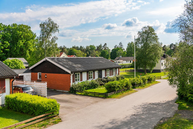 Industrigatan 4, Lenhovda