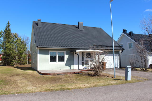Moränvägen 11, friliggande hus med ytterkantsläge
