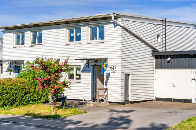 Herrgårdsvägen 64a