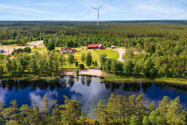 Välkomna till Björneke Åkamåla 1