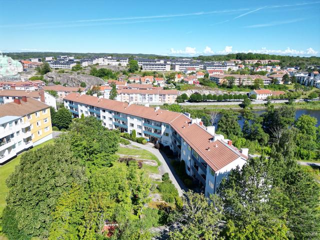 Varmt välkomna till Norra Kyrkogatan 15 B!