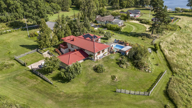 Välkomna till Linnästäppsvägen 20 i Hästnäs