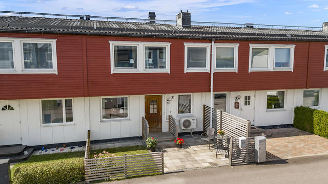 Välkommen till RIngensons väg 2D i Köping!