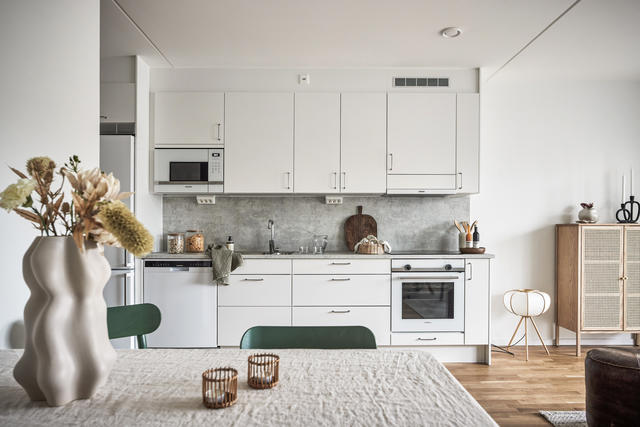 Exempelbilder från liknande lägenhet på annat våningsplan