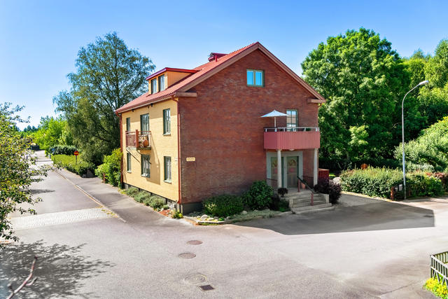 Välvårdad hyresfastighet i centrala Vislanda