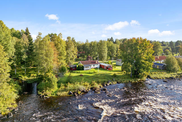 Kanalvägen 9 - Första parkett till älvens brus