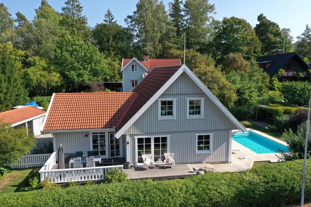 Välkomna till Sandbäcksvägen 25B!