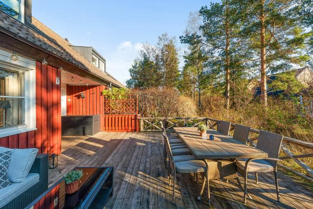 Varmt välkommen till Nypontunet 11 i Lidingö