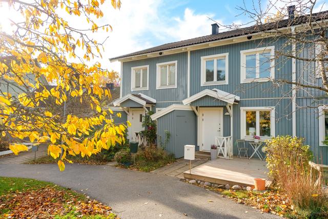 Varmt välkommen till Nilstorpsvägen 97 intill Kyrkviken på Lidingö