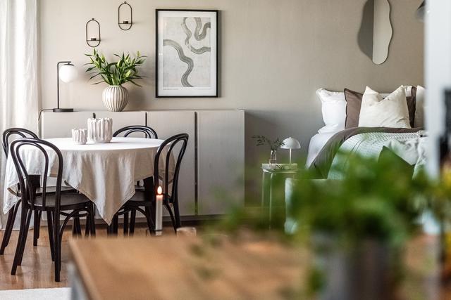 Ombonad etta med en hemtrevlig och varm känsla