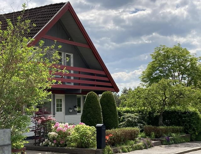 Säljarnas privata bilder. Huset sett från framsidan.