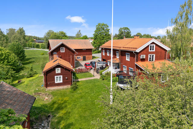 Vy över fastigheten