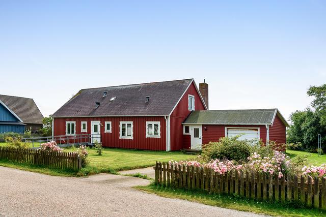 Välkommen till Breviksvägen 4!