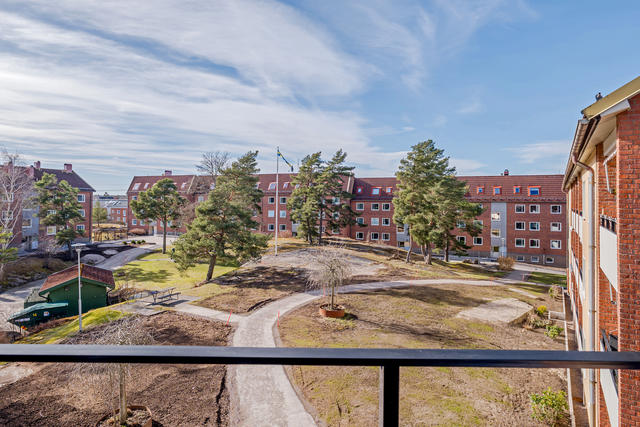 Fantastisk vy mot innergården från balkongen