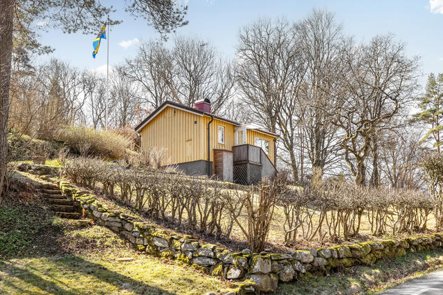 Med ett högt läge och en rogivande omgivning!