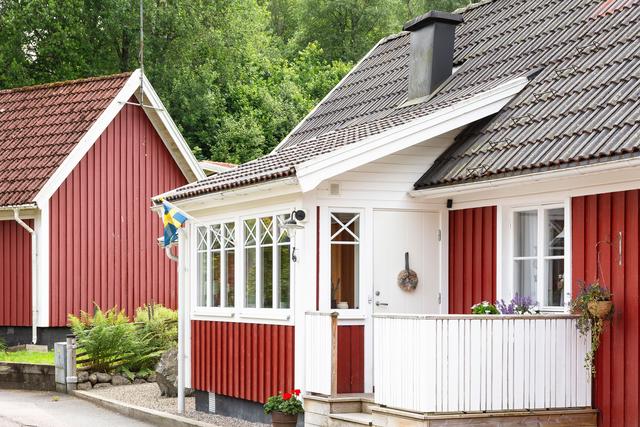 Glasverandan som hälsar er välkommen!