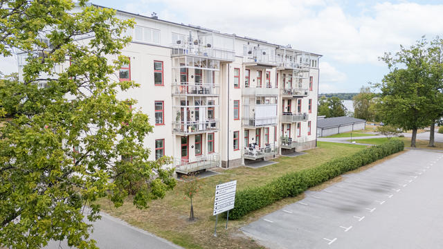Bostadsrätt om 3 rok i toppskick med havsutsikt och extraordinära faciliteter!