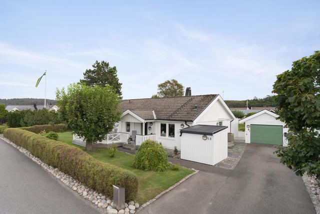 Stort härligt 1 plans hus med garage i Hede 