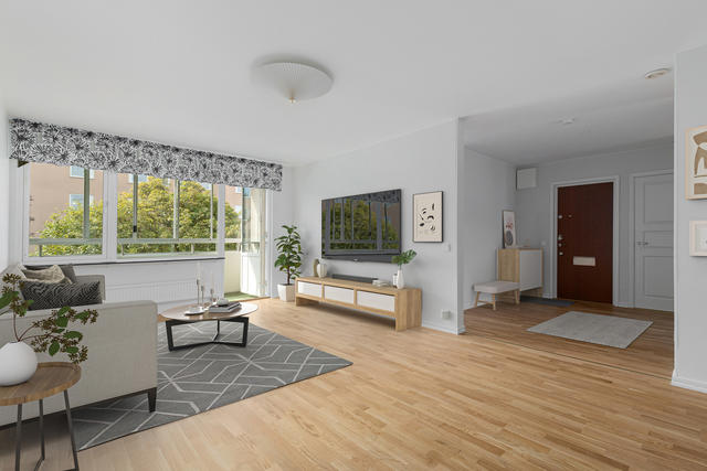 Denna bild är virtuellt stylad. Rummet har inga möbler i verkligheten.